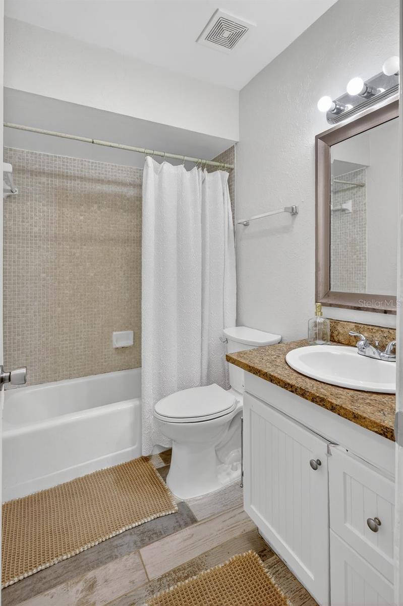 SOUTHPOINTE SHORES - Residential Income