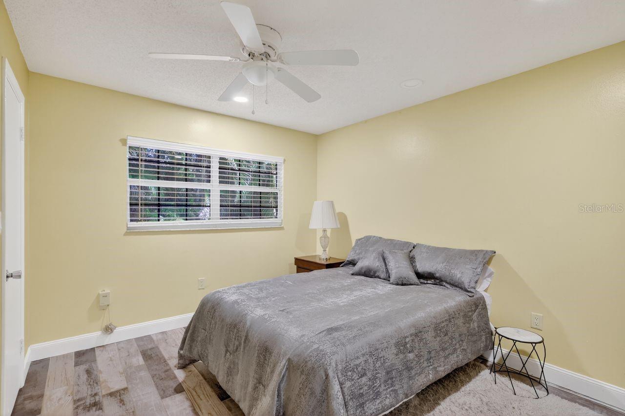 SOUTHPOINTE SHORES - Residential Income