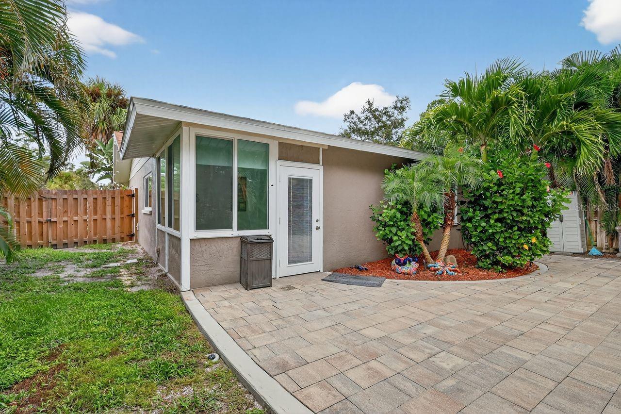SOUTHPOINTE SHORES - Residential Income