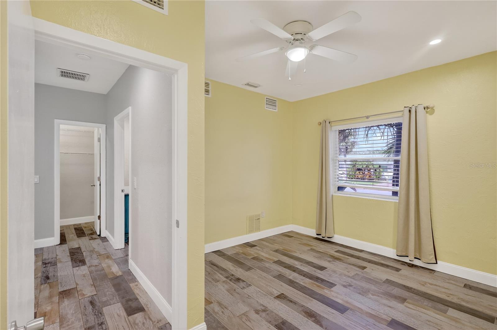 SOUTHPOINTE SHORES - Residential Income