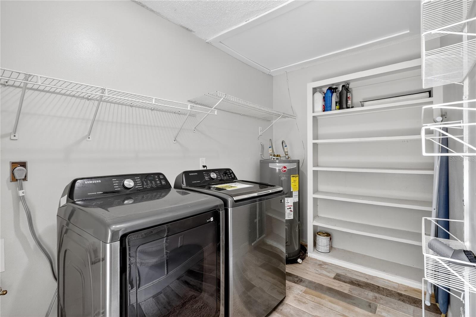 SOUTHPOINTE SHORES - Residential Income