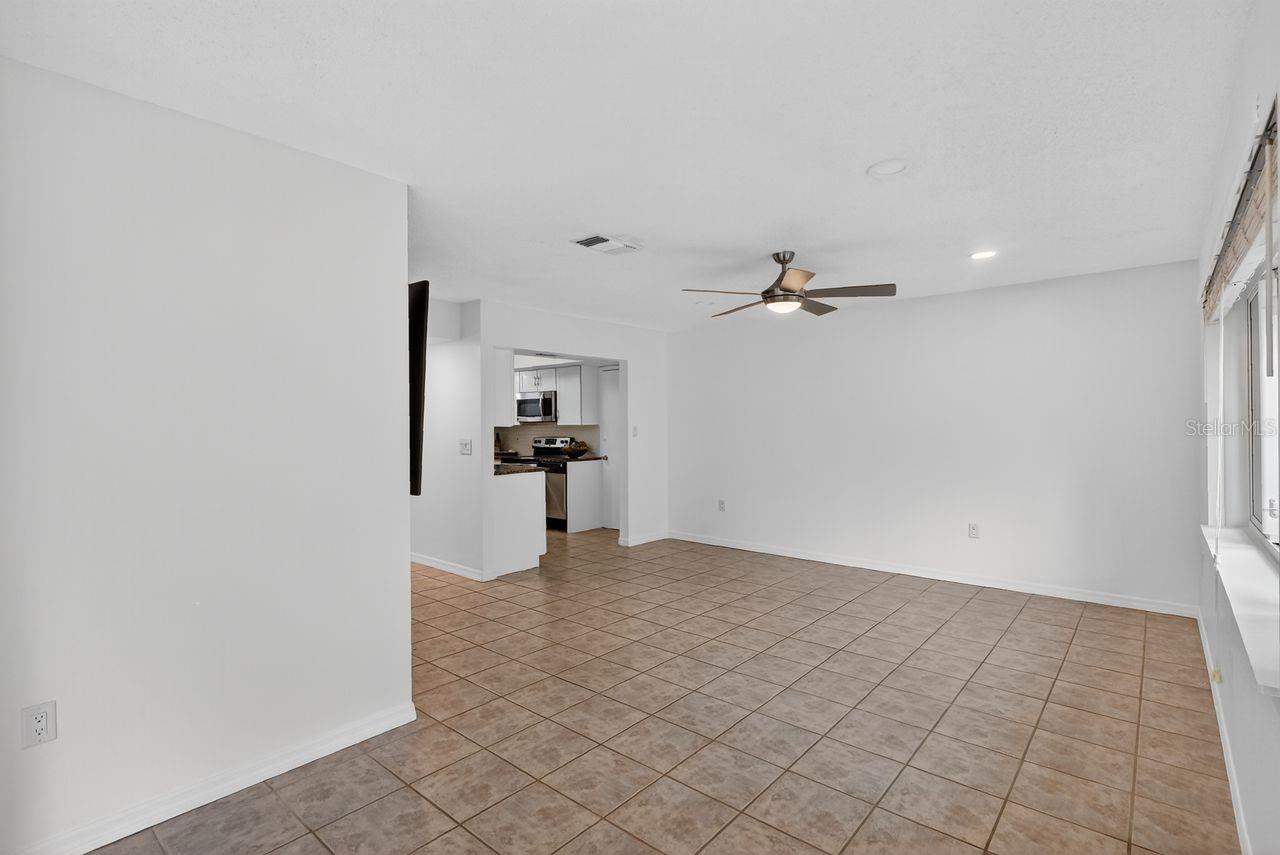 SOUTHPOINTE SHORES - Residential Income