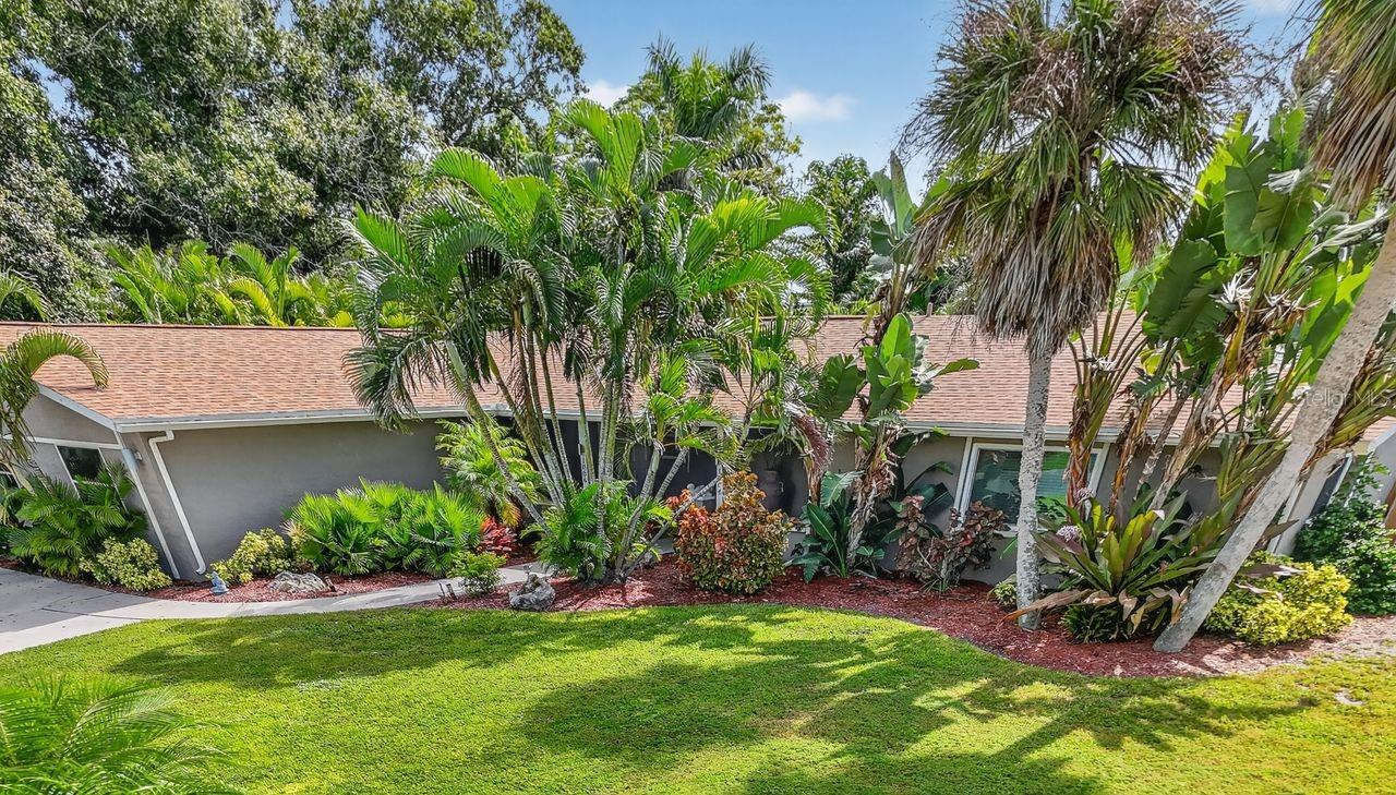 SOUTHPOINTE SHORES - Residential Income
