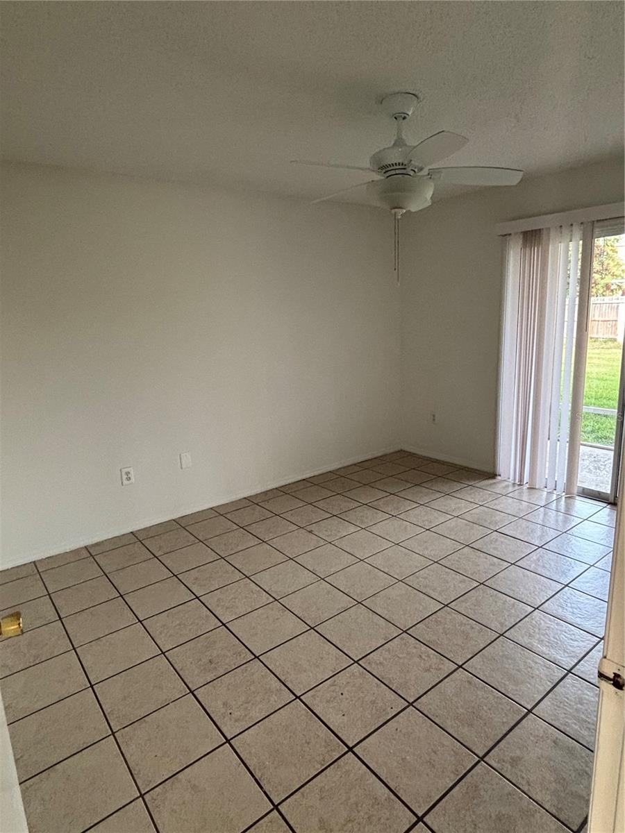 FAIRWAY GLEN AT MEADOW WOODS CONDO - Residential