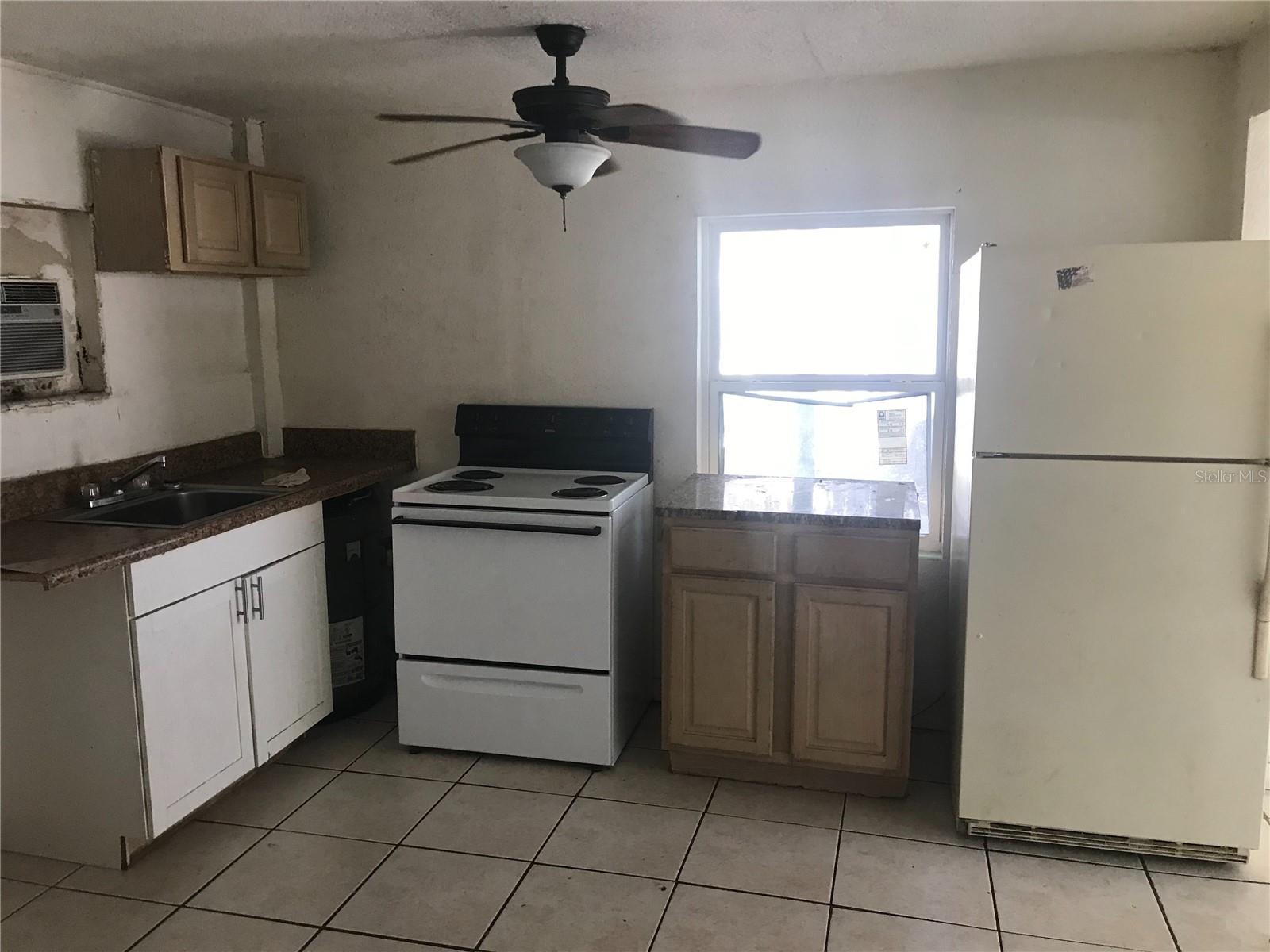 OAK GROVE SUB - Residential Lease
