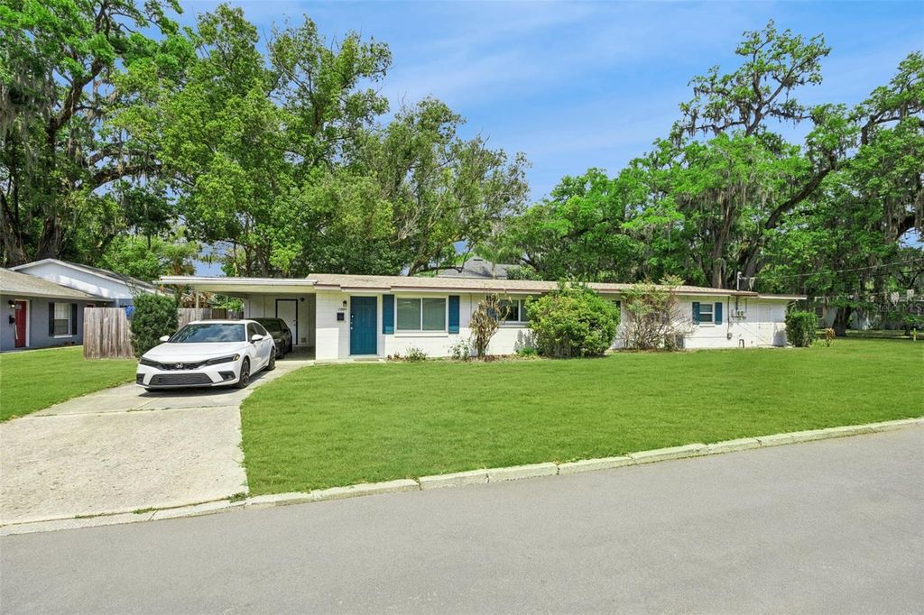 Photo of 800 N Westmoreland Drive, Orlando, FL 32804 (MLS # O6397294)