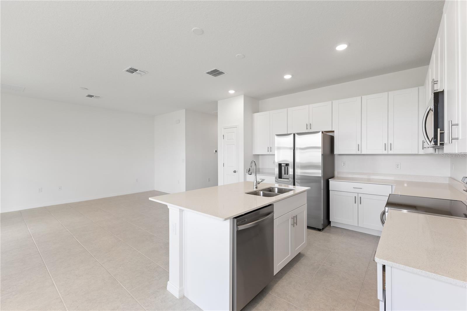 507 SILVER PALM DRIVE