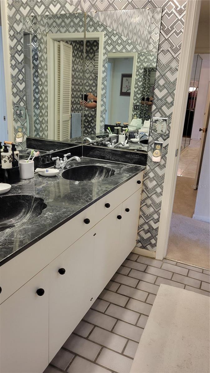 BIRD KEY SUB - Residential Lease