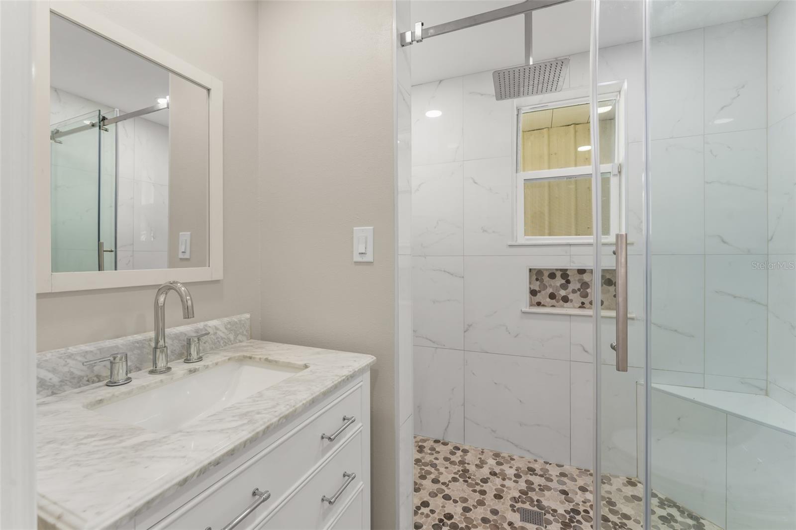 TANGELO PARK SEC 1 - Residential