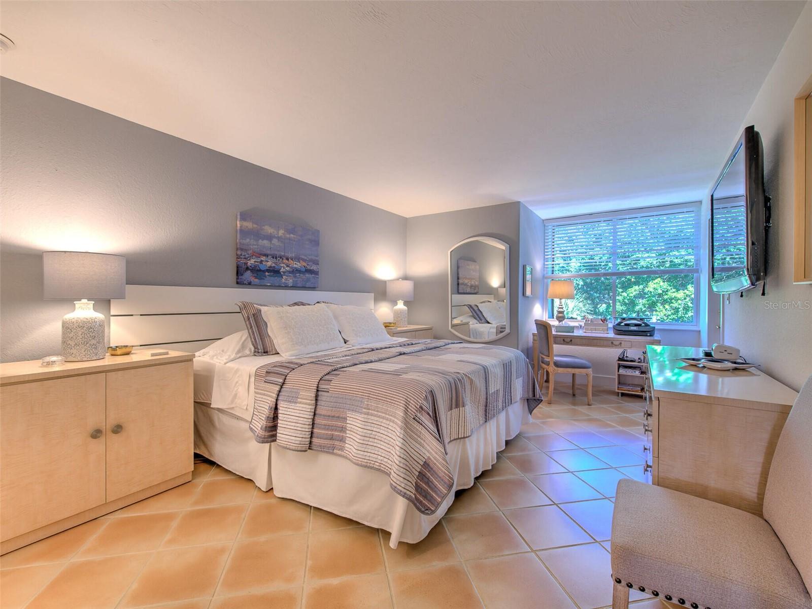 BAYPORT BCH & TEN PH C - Residential Lease