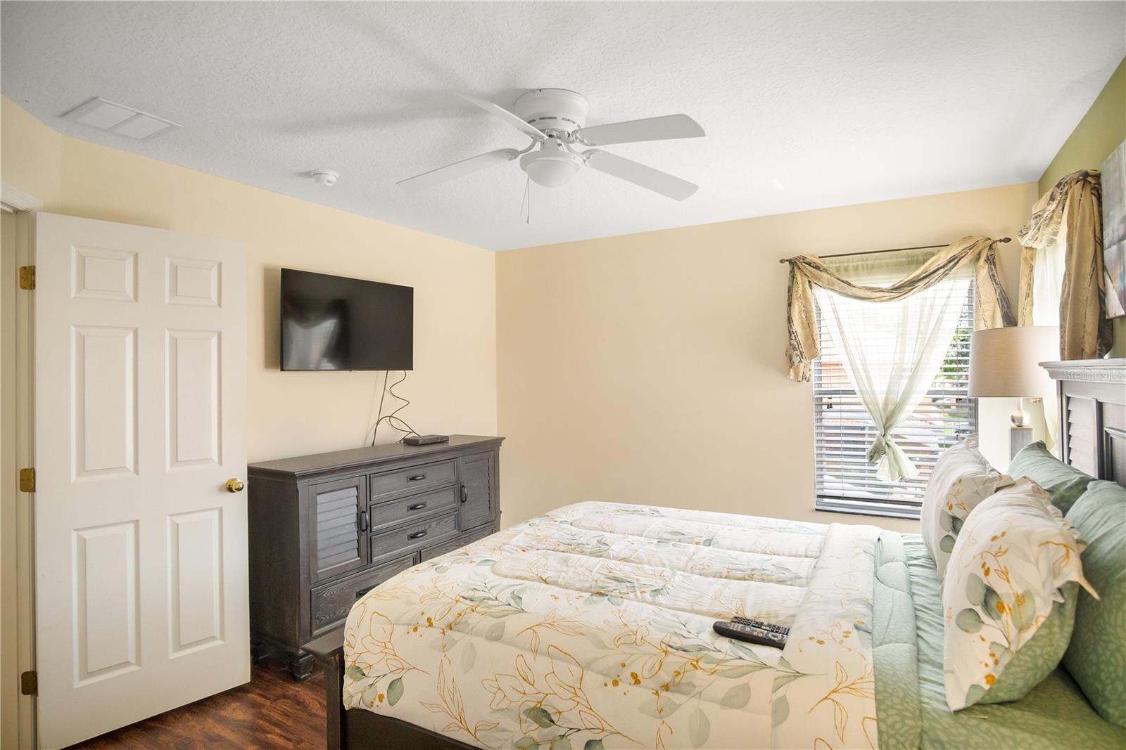 SOLANA - Residential Lease