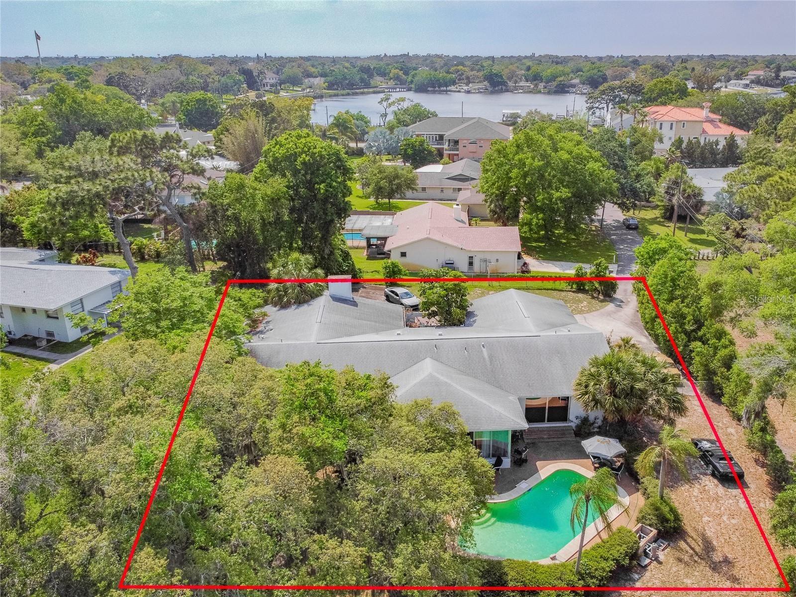 425 CRAIG DRIVE