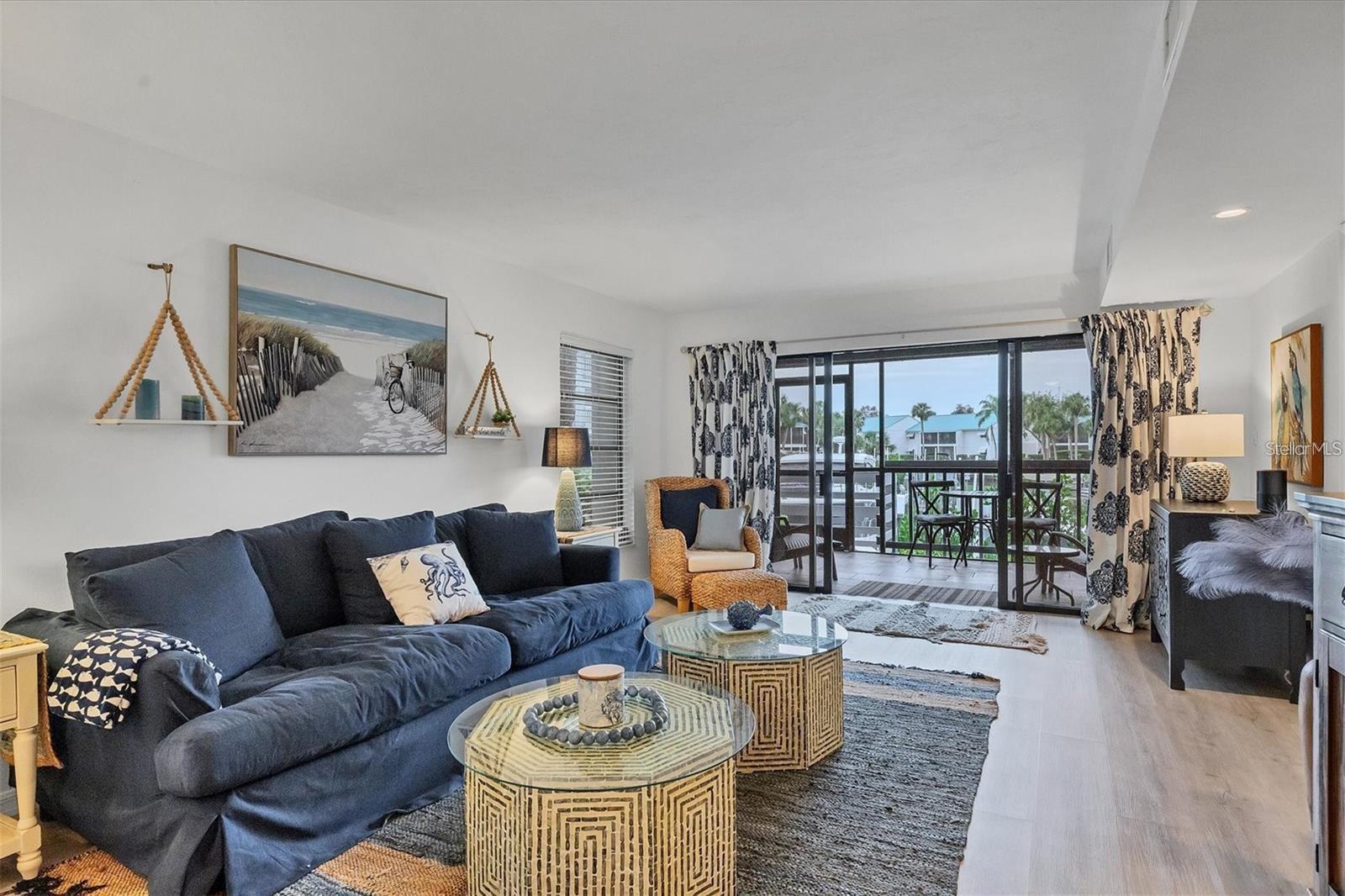 HARBOUR TOWNE - Residential Lease