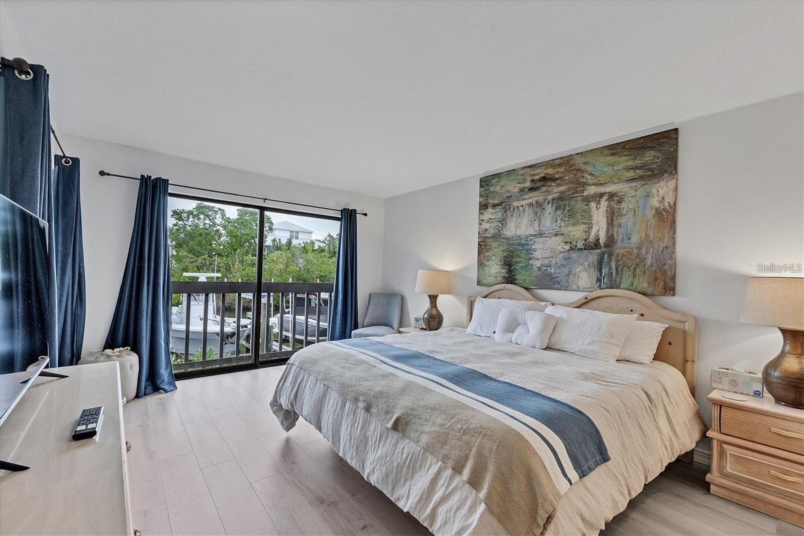 HARBOUR TOWNE - Residential Lease