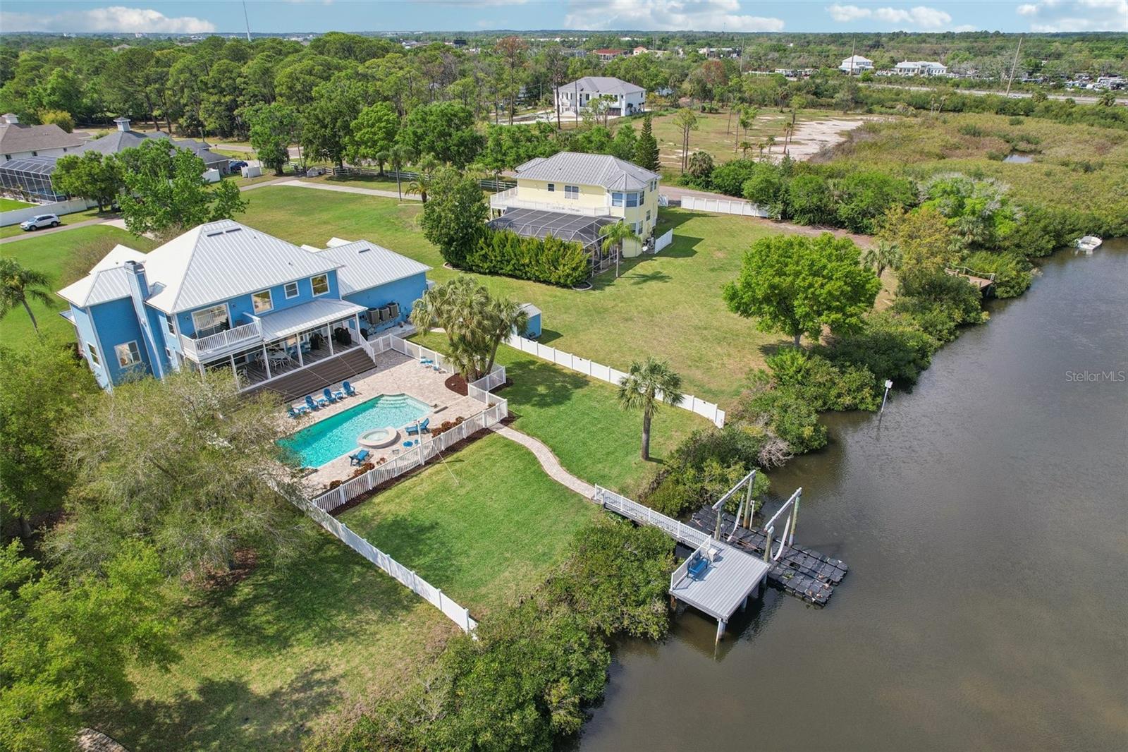 DOUBLE BRANCH ESTATES - Residential