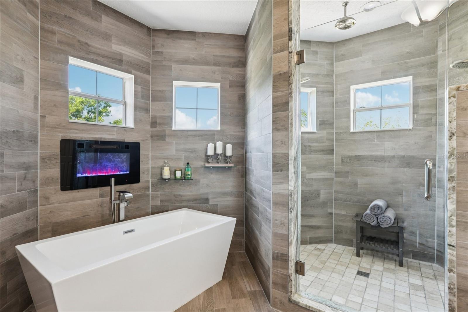 DOUBLE BRANCH ESTATES - Residential