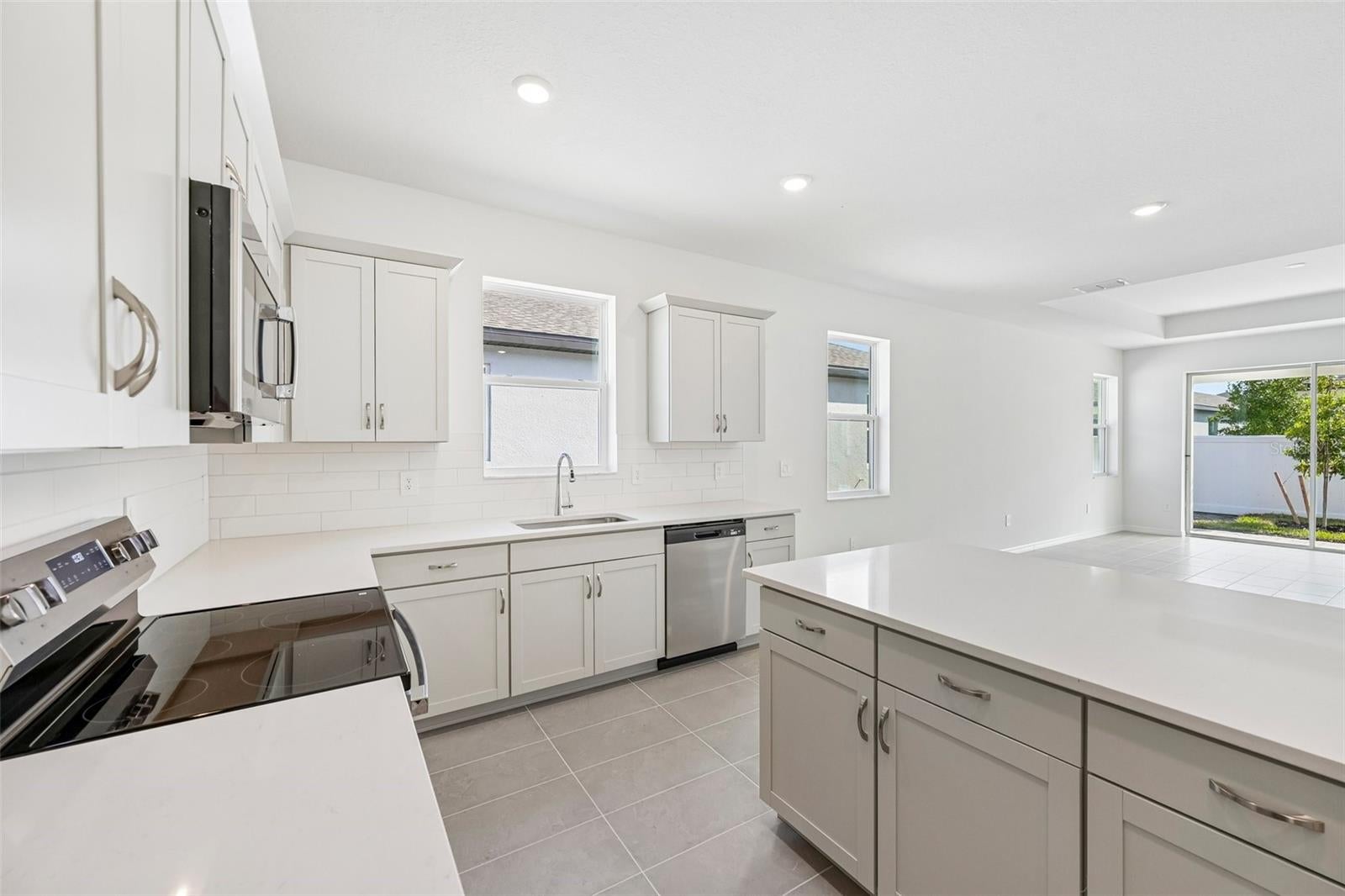 9026 LEEWARD DRIVE