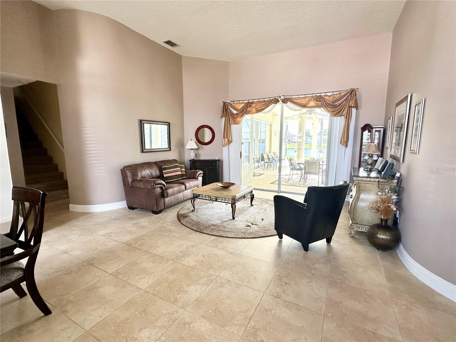 HUNTERS CREEK TR 305 PH 01 - Residential