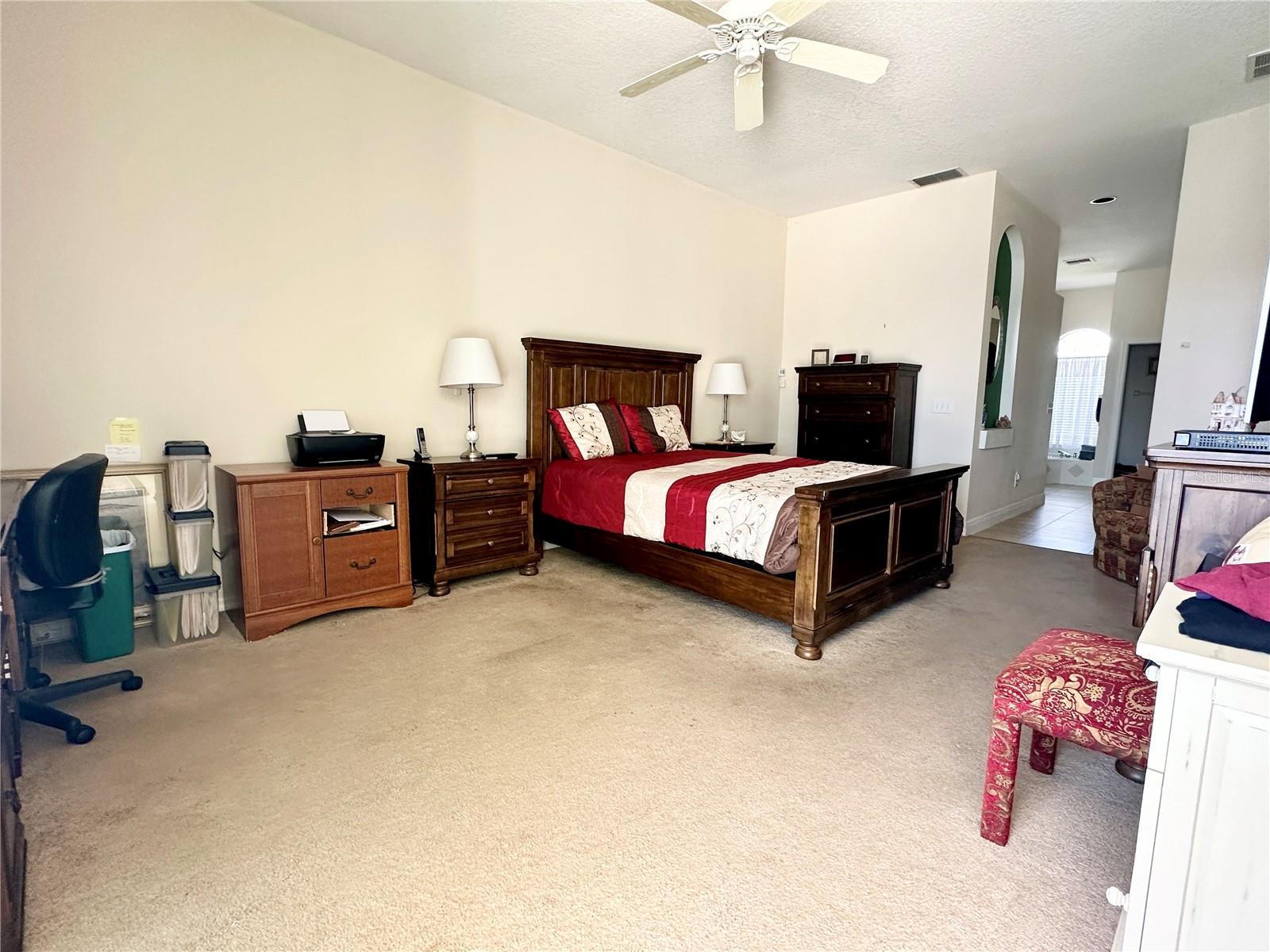 HUNTERS CREEK TR 305 PH 01 - Residential