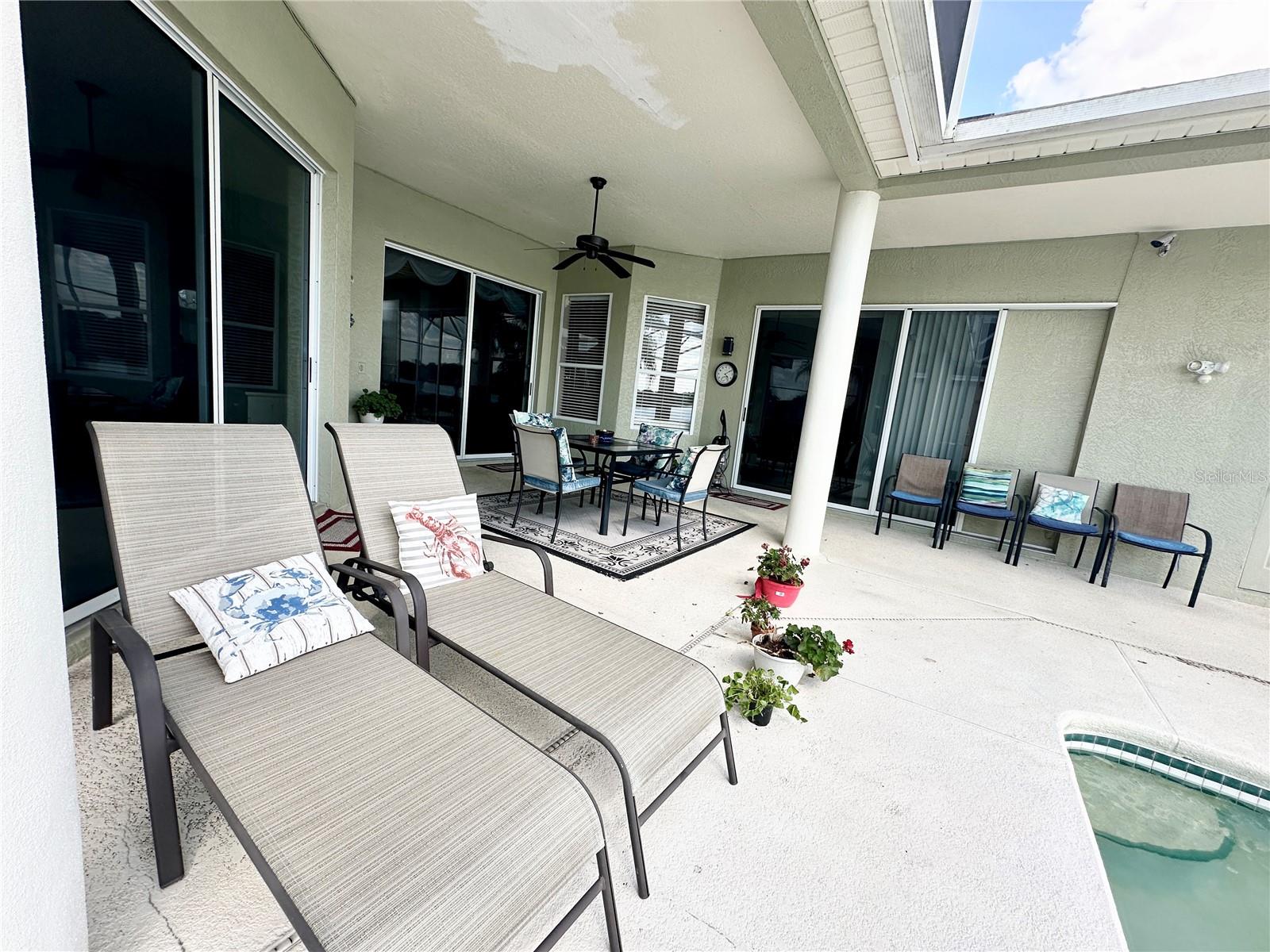 HUNTERS CREEK TR 305 PH 01 - Residential