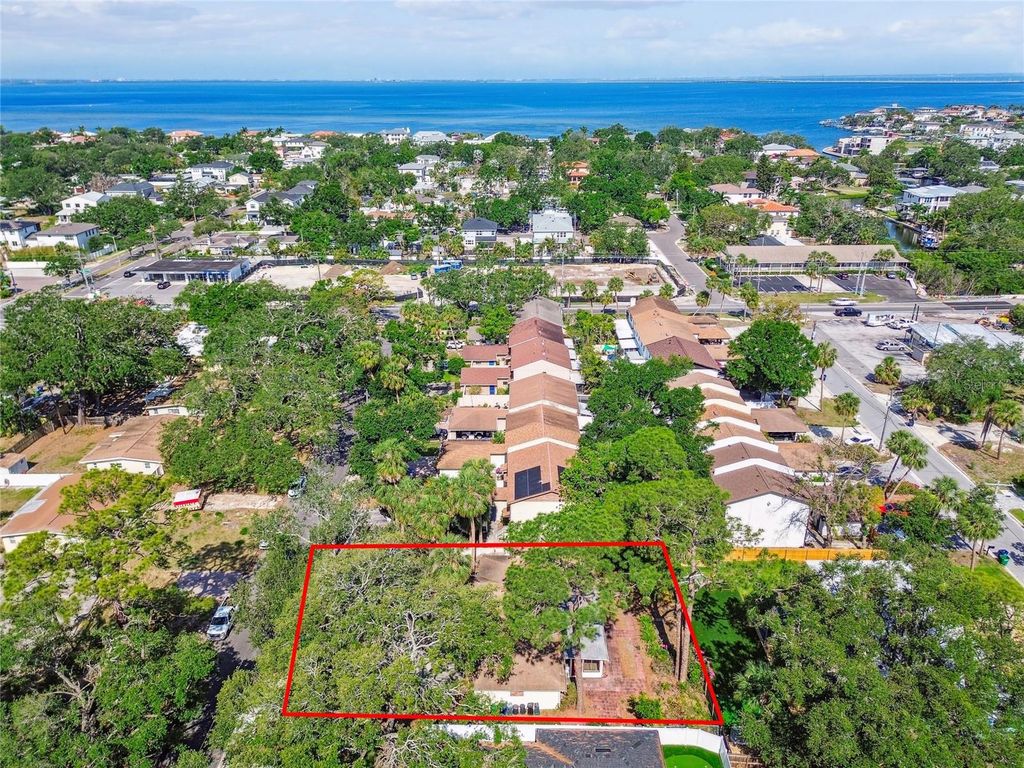 Photo of 4711 W Vasconia Street, Tampa, FL 33629 (MLS # TB8503204)