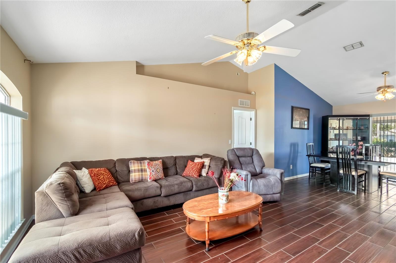 PIDGEON PARK - Residential