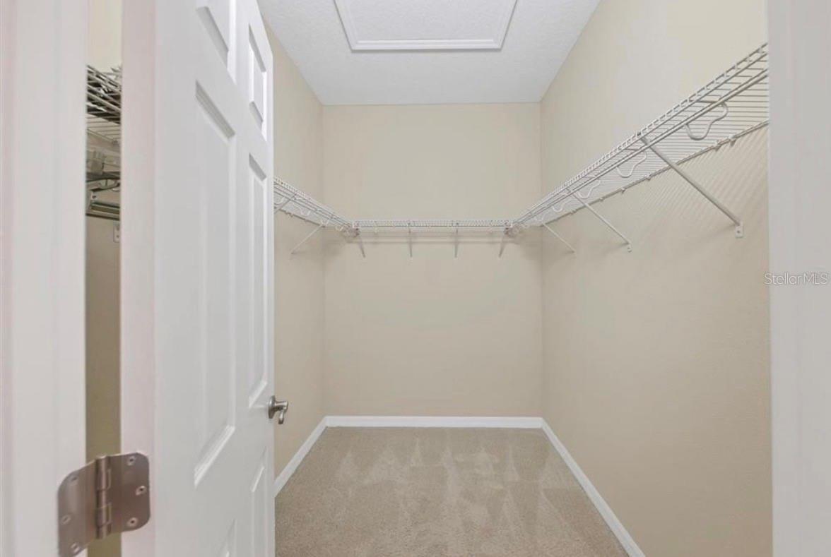 PALMA SOLA TRACE - Residential