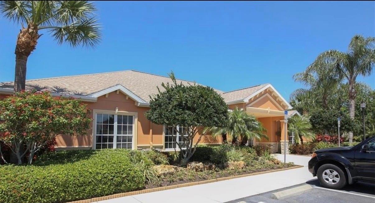 PALMA SOLA TRACE - Residential