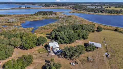 Photo of 13800 County Road 450, Umatilla, FL 32784 (MLS # L4960577)