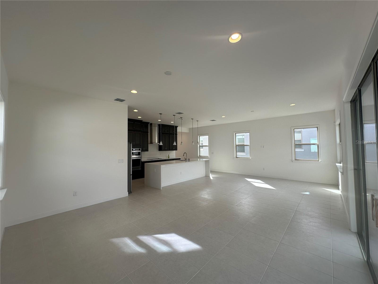 EAGLE CRK VILLAGE K PH 2A - Residential Lease