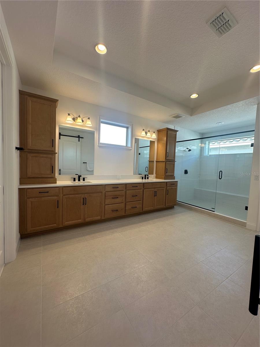 EAGLE CRK VILLAGE K PH 2A - Residential Lease