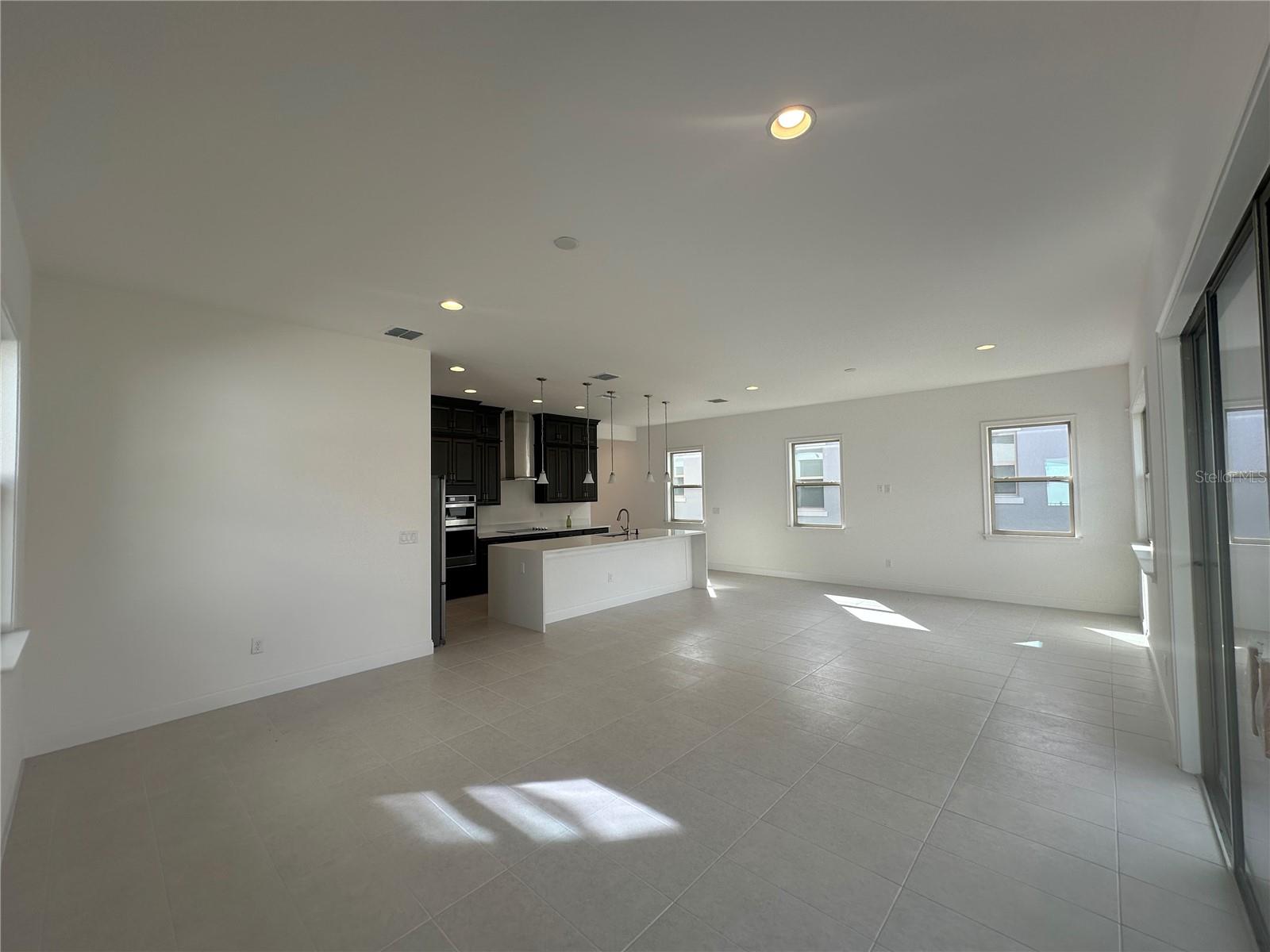 EAGLE CRK VILLAGE K PH 2A - Residential Lease