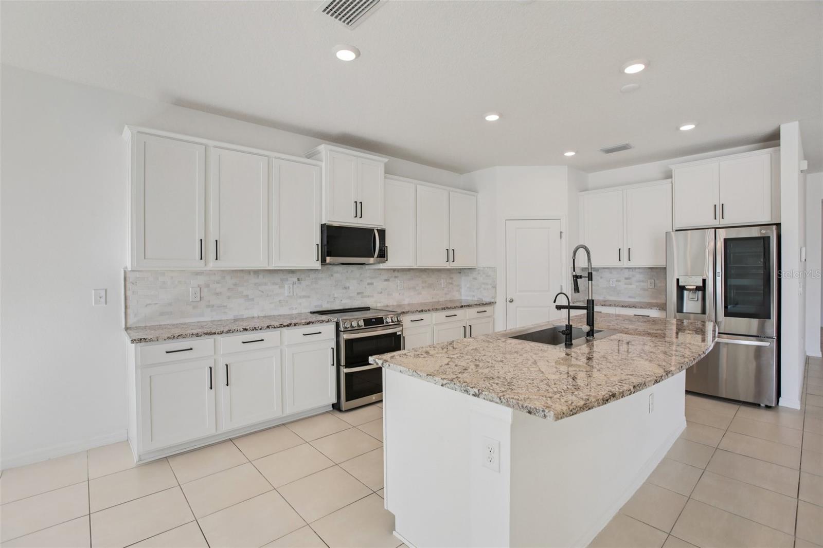 MIRADA PCL 18-1 - Residential