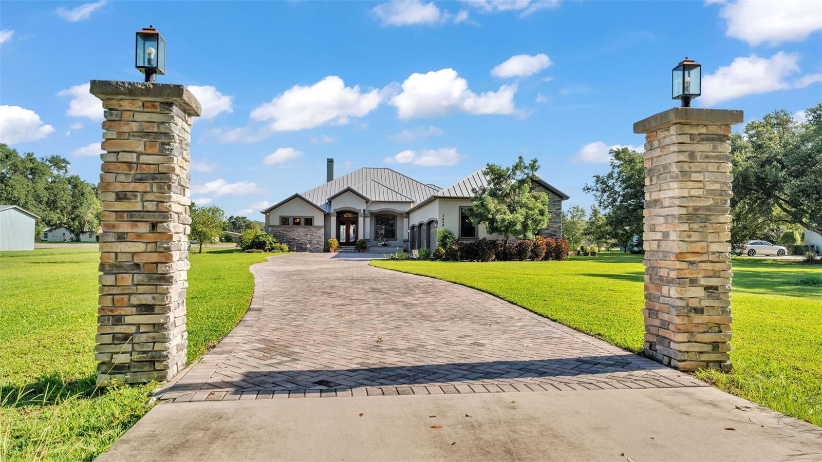 DUBOIS ESTATES - Residential