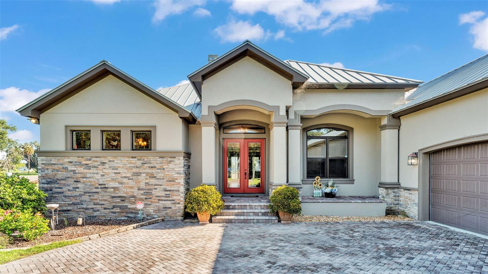 DUBOIS ESTATES - Residential