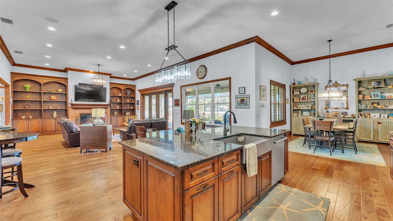 DUBOIS ESTATES - Residential