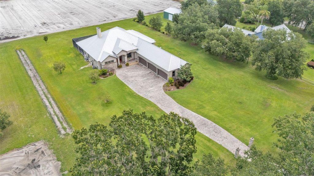 Photo of 3420 E Trapnell Road, Plant City, FL 33566 (MLS # L4954354)