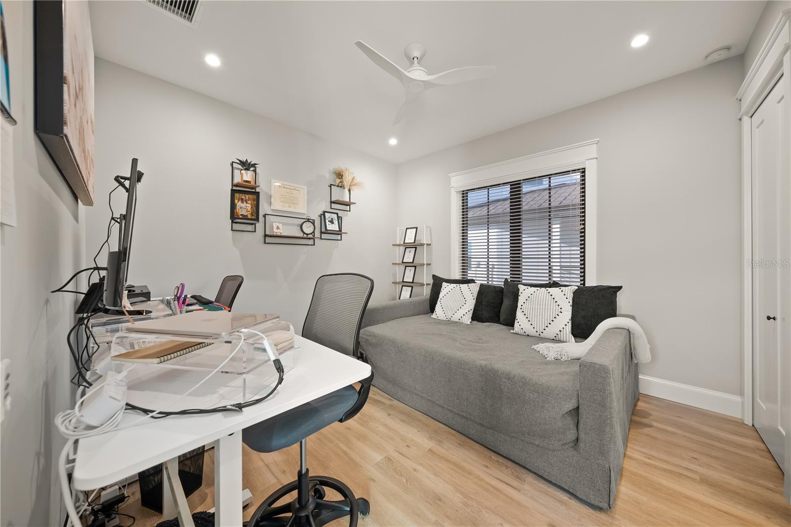 H W WOODS SUB - Residential