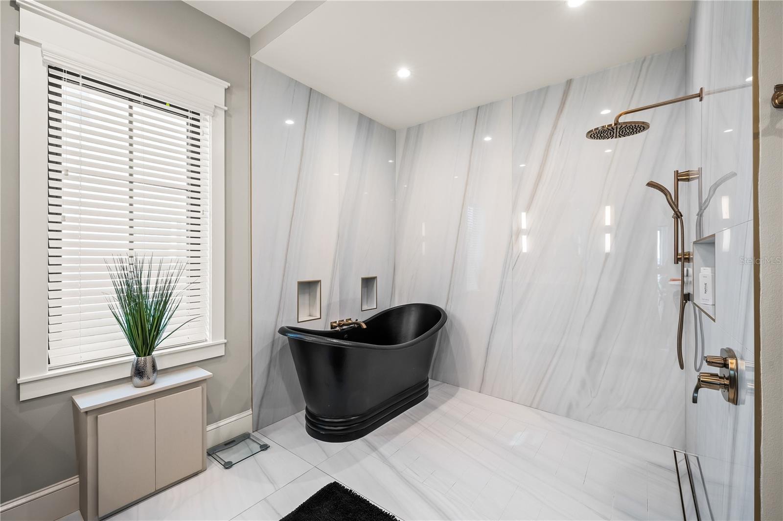 H W WOODS SUB - Residential