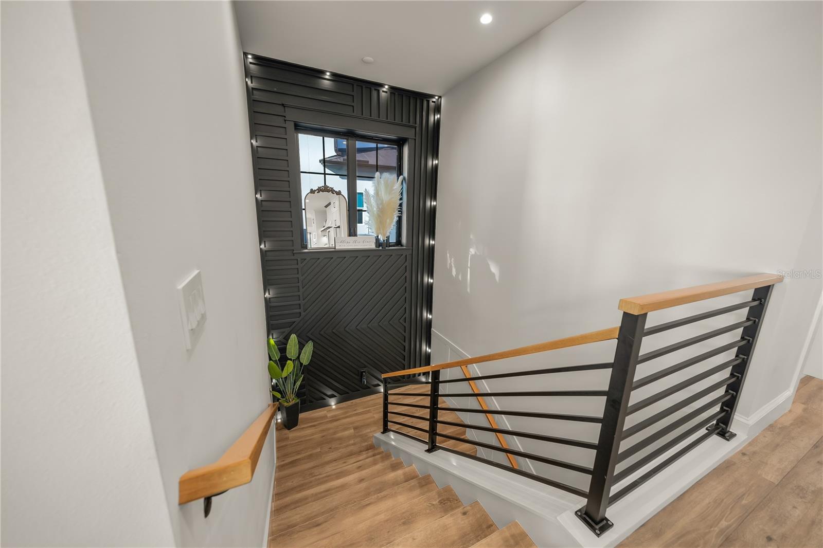 H W WOODS SUB - Residential