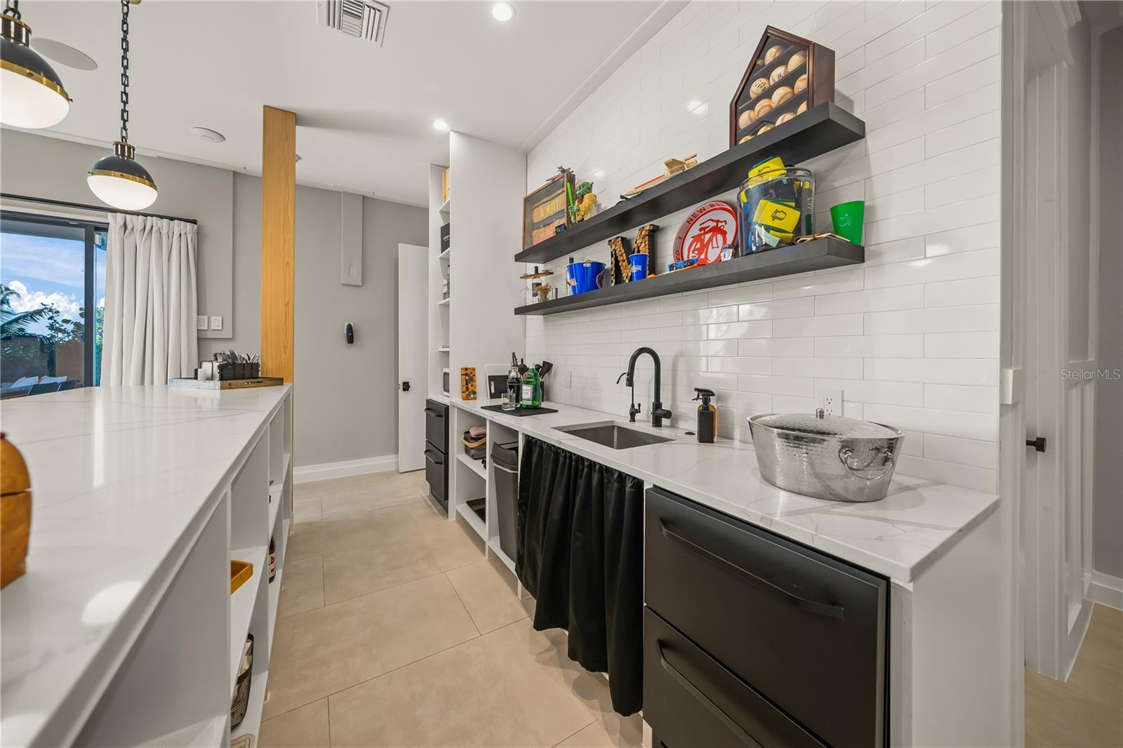 H W WOODS SUB - Residential