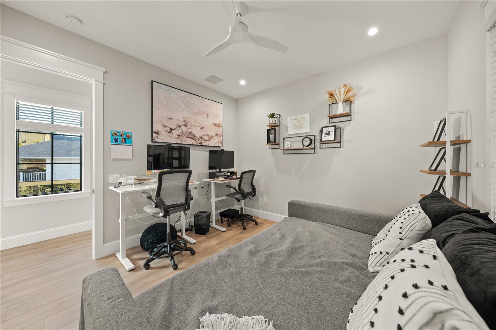 H W WOODS SUB - Residential