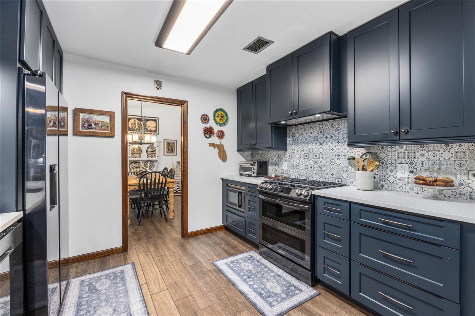 ROYAL GARDENS PH II - Residential