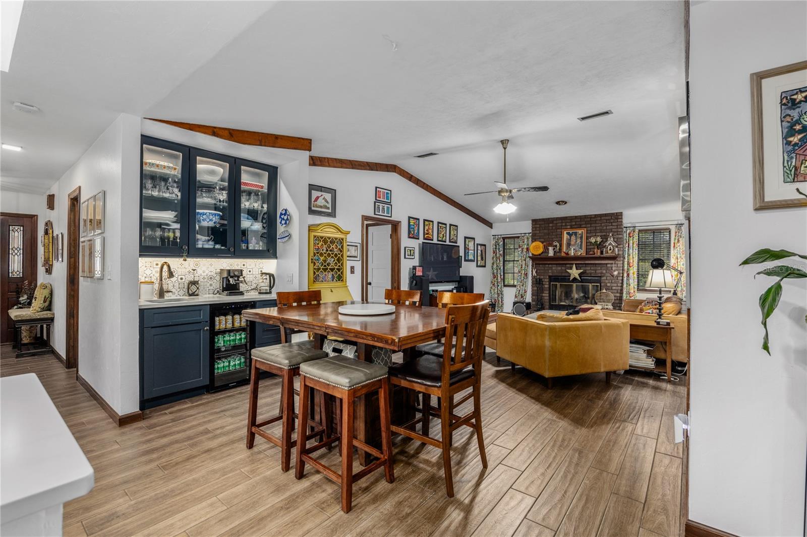 ROYAL GARDENS PH II - Residential