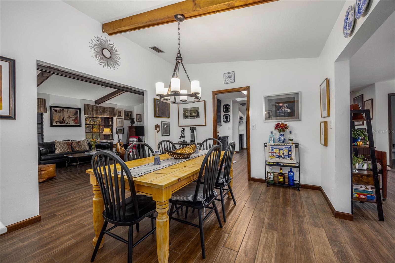 ROYAL GARDENS PH II - Residential