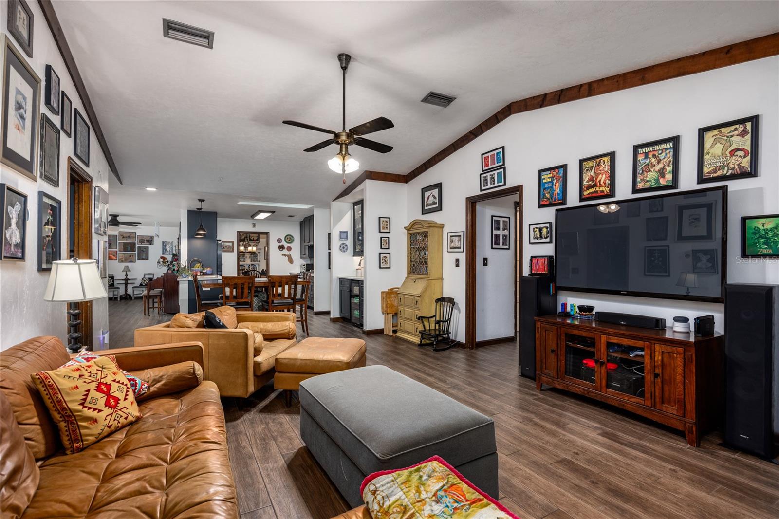 ROYAL GARDENS PH II - Residential