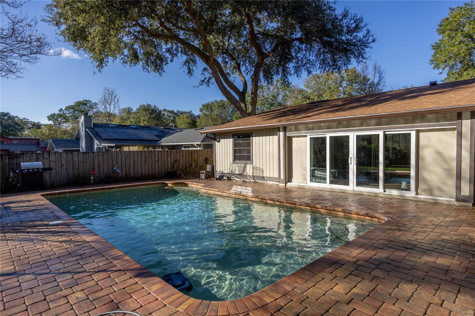 ROYAL GARDENS PH II - Residential