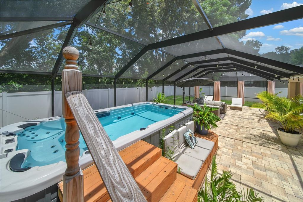 Photo of 8579 SE 155th Place, Summerfield, FL 34491 (MLS # O6332257)