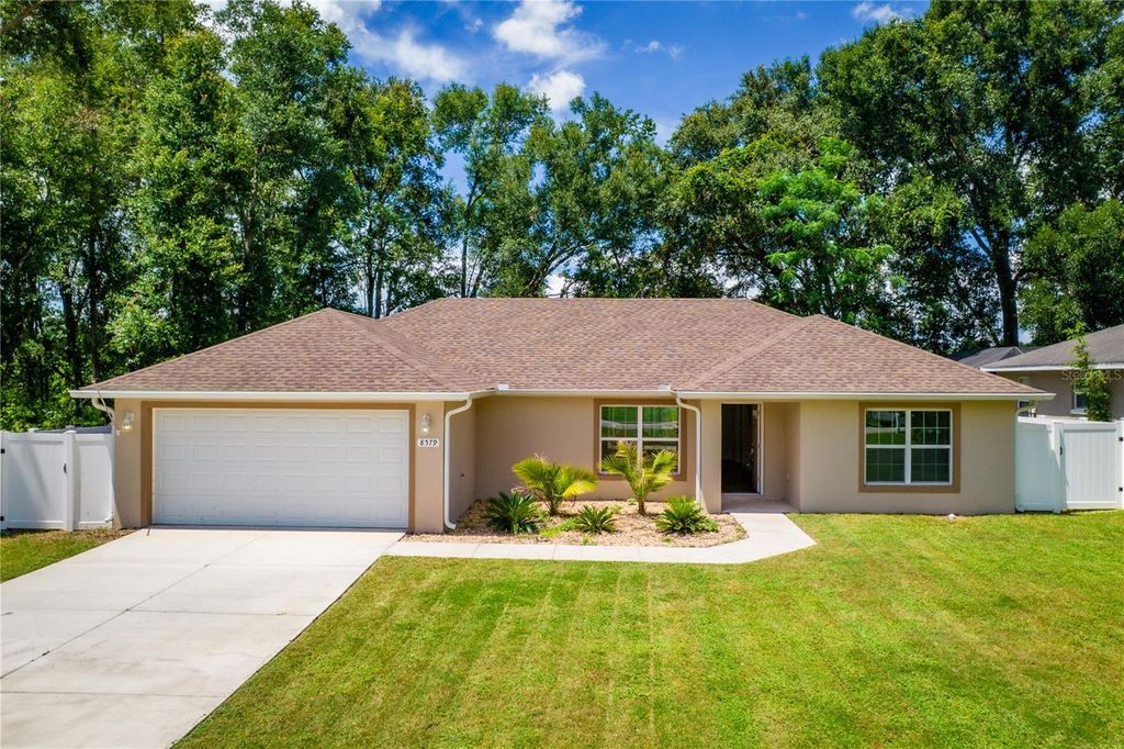 Photo of 8579 SE 155th Place, Summerfield, FL 34491 (MLS # O6332257)