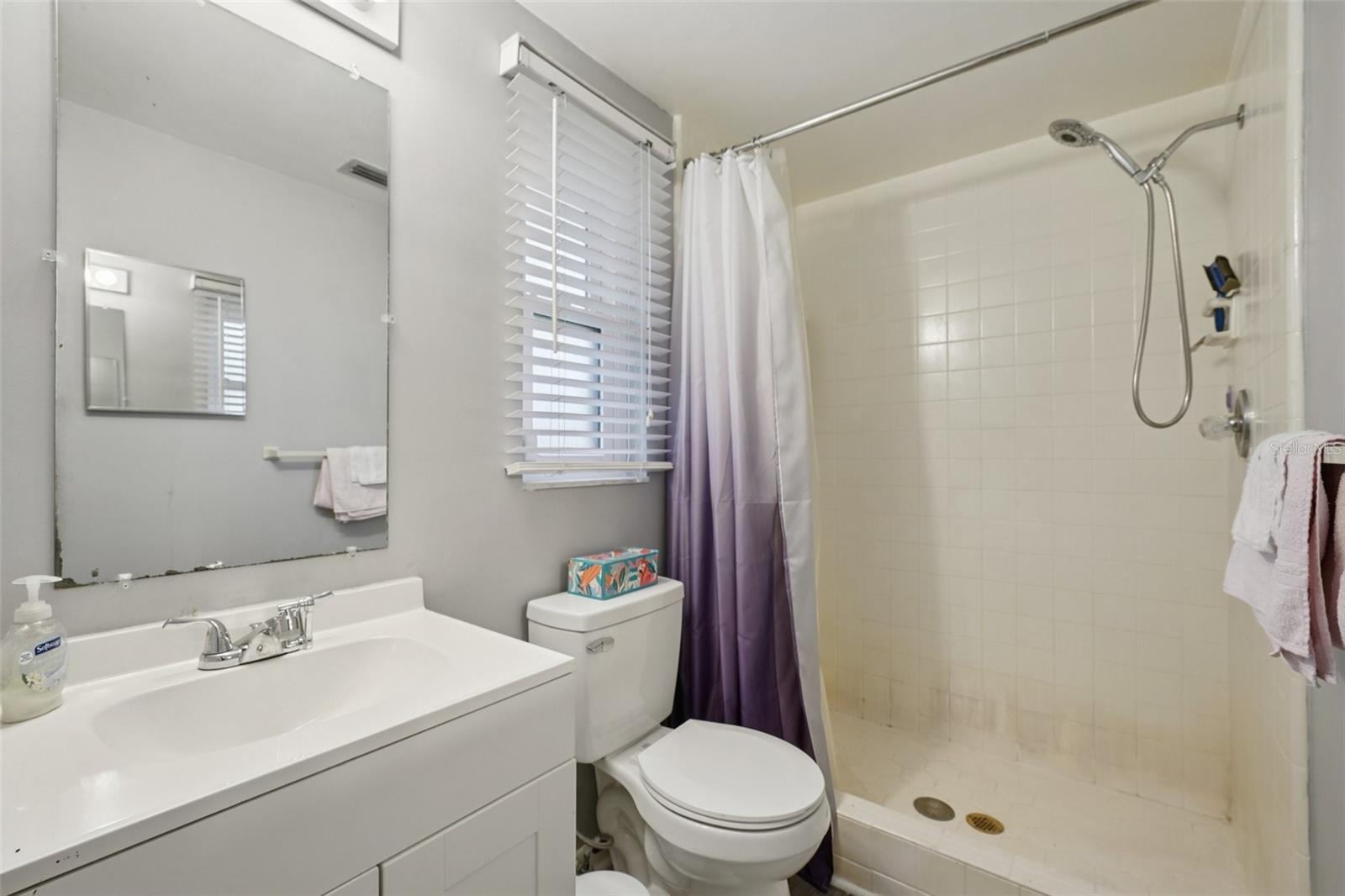 EL HOADLEYS ADD - Residential